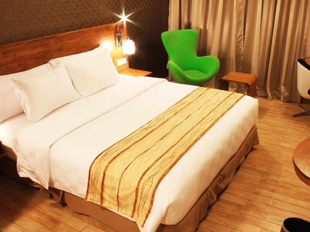 Hariston Hotel & Suites, Pluit - Джакарта Номер фото