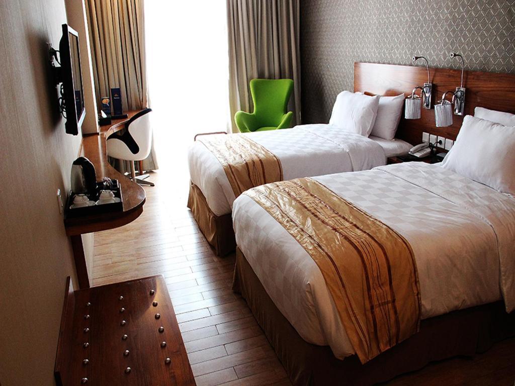 Hariston Hotel & Suites, Pluit - Джакарта Номер фото